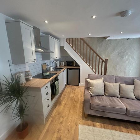 Cosy Modern Miners Cottage Llanllechid Экстерьер фото