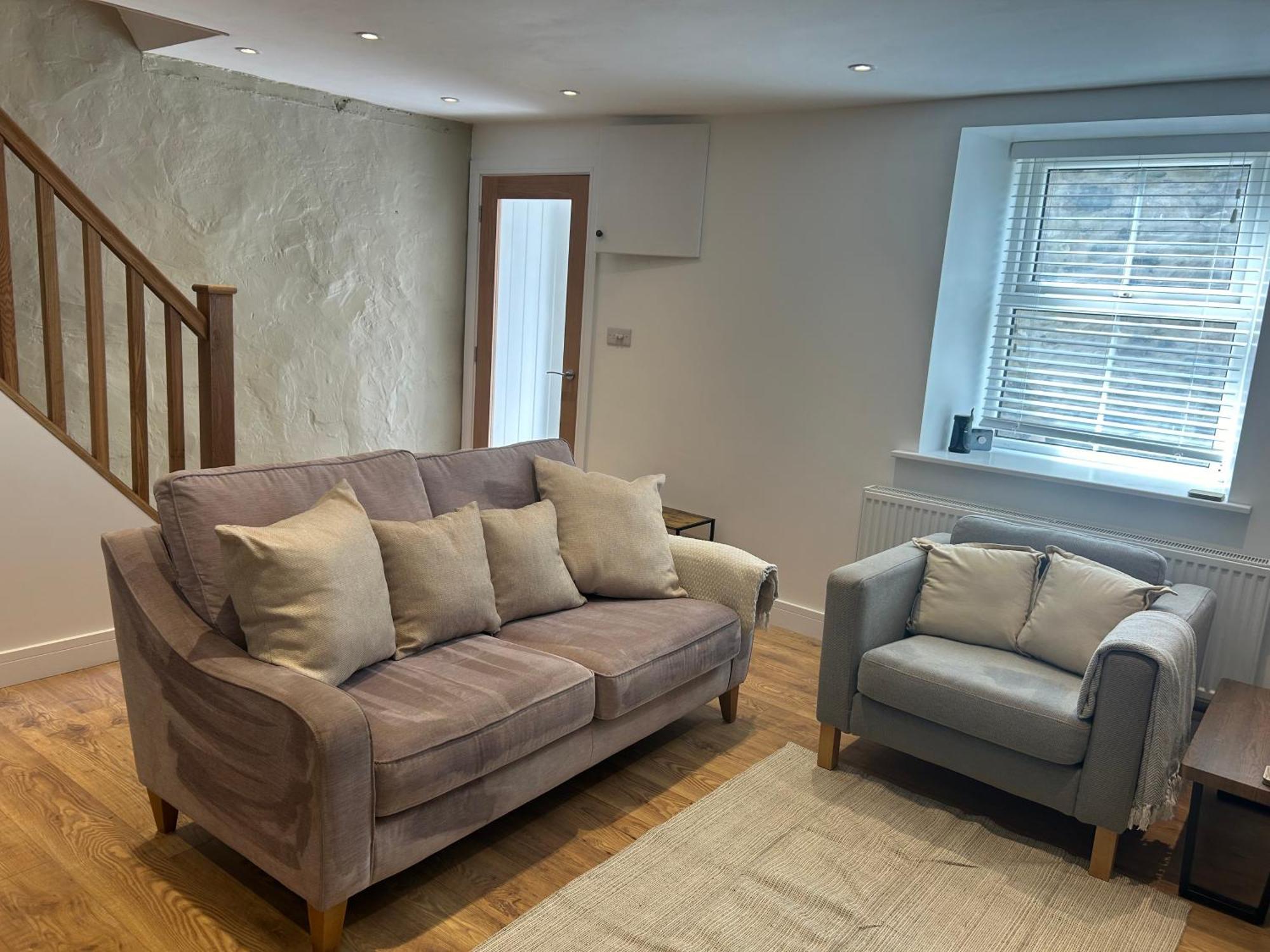 Cosy Modern Miners Cottage Llanllechid Экстерьер фото