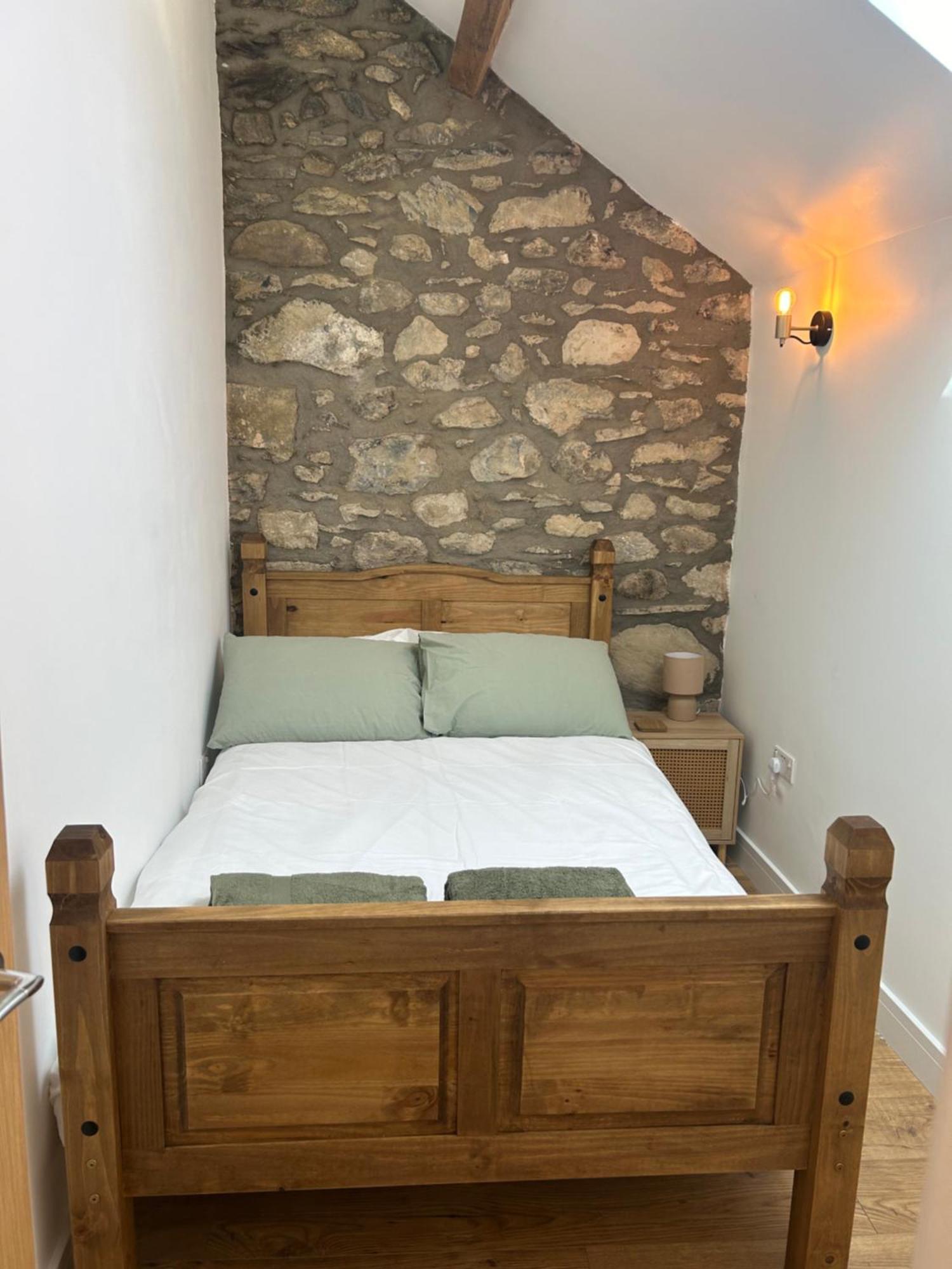 Cosy Modern Miners Cottage Llanllechid Экстерьер фото